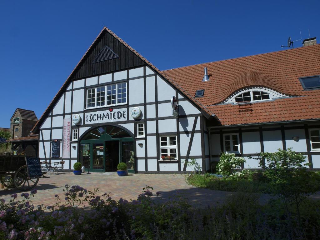 Feriendorf Alte Schmiede Aparthotel Mellenthin ภายนอก รูปภาพ